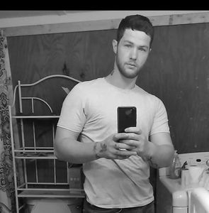 Meet your Posher, Derek